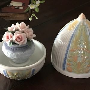 LLADRO SUMMER EGG #06293 ROSES RETIRED IN BOX